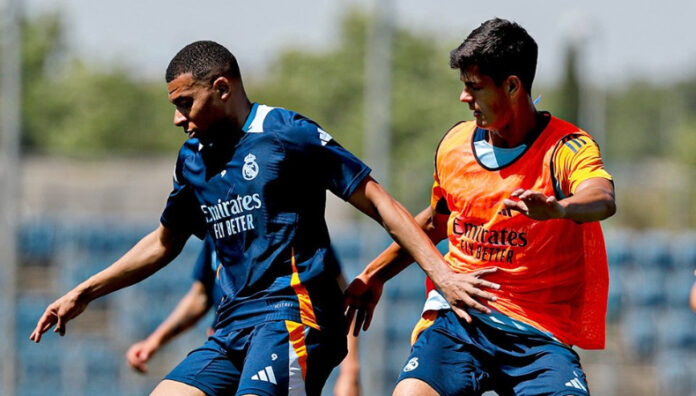 Real Madrid recibe a la Real Sociedad en la despedida de Ancelotti y Modric Real Madrid recibe a la Real Sociedad en el adiós de dos emblemas madridistas del estadio Santiago Bernabéu.