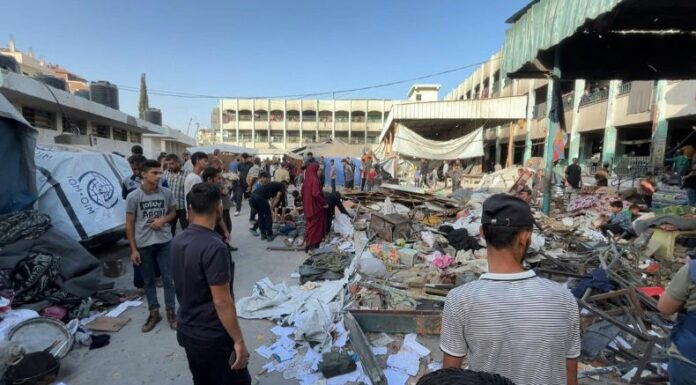 Más de medio centenar de personas murieron este tras los bombardeos lanzados por Israel en Gaza, según reportó la Defensa Civil palestina.