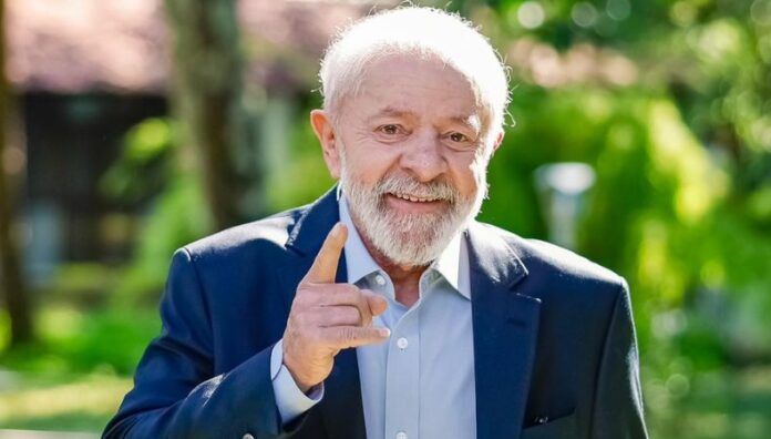 Presidente Lula da Silva fue diagnosticado con “laberintitis” El presidente Lula da Silva sufrió de vértigo por lo que fue sometido a exámenes médicos y se vio obligado a cancelar parte de su agenda.