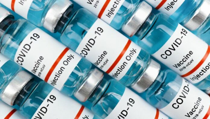 EEUU deja de recomendar vacunas Covid en niños y embarazadas Estados Unidos informó que dejará de recomendar las vacunas Covid-19 para niños y mujeres embarazadas sanas.