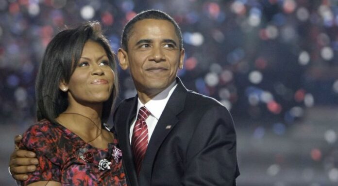 Michelle y Barack fueron vistos en una romántica cena en Nueva York, disipando los rumores de crisis matrimonial que circularon durante meses.