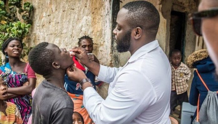 Brote del cólera causa decenas de fallecidos en Sudán Las autoridades de salud informaron que un brote de cólera dejó decenas de muertos durante la última semana en Jartum, capital de Sudán.