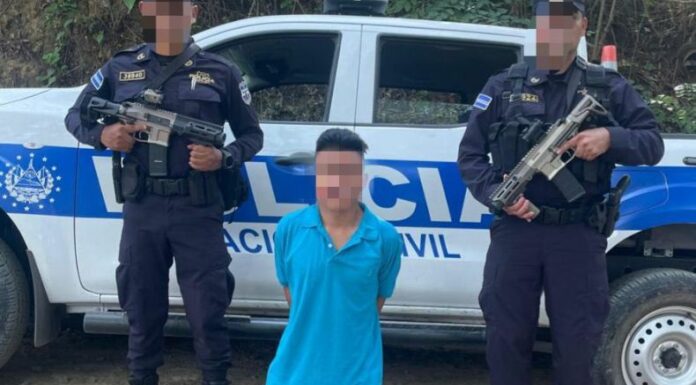 El ministro de Justicia y Seguridad, Gustavo Villatoro informó sobre la captura del presunto responsable de asesinar a un excabo de la PNC.