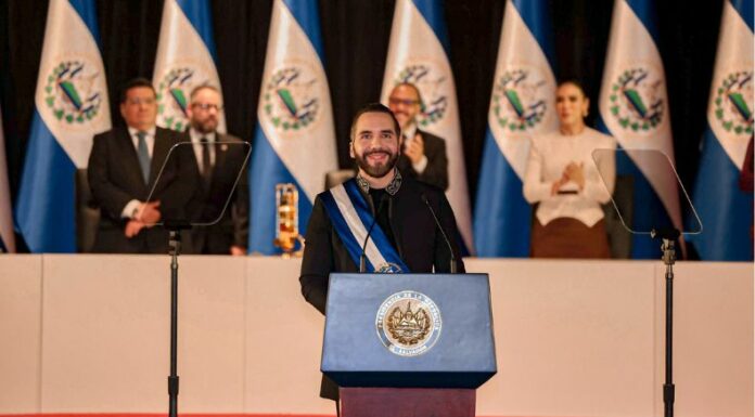 El presidente Bukele presentó un informe de 6 años gobierno desde el Teatro Nacional, donde se realizó la sesión solemne de la Asamblea Legislativa.