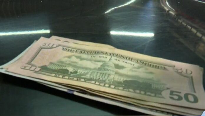 Porcentaje de pensiones ronda el 33%, según análisis de agencia De acuerdo con un estudio, el porcentaje de pensiones que se entregaría dentro de 30 años será por debajo del 20% del salario actual.