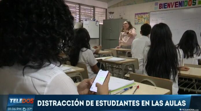 A nivel nacional e internacional se toman medidas para mejorar el aprendizaje en las aulas, regulando el uso de dispositivos tecnológicos.