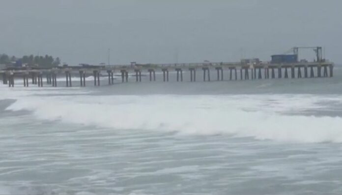 Turismo dinamiza la economía y genera miles de empleos La ministra de Turismo, Morena Valdez aseguró que la dinamización de este sector está impulsando negocios y generando oportunidades laborales.