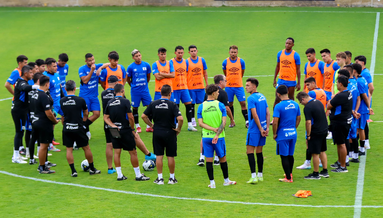 Hernán Darío “Bolillo” Gómez dio a conocer la nómina de convocados para el microciclo de trabajo previo a la doble fecha de Eliminatorias.