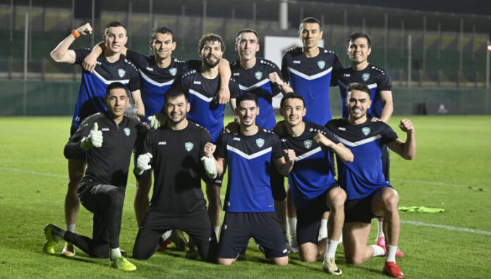 Uzbekistán logra histórica clasificación al Mundial 2026 Uzbekistán selló por primera vez en su historia la clasificación a la Copa del Mundo tras empatar contra Emiratos Árabes Unidos.