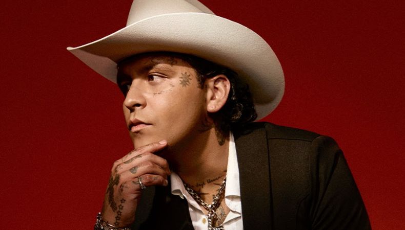 Christian Nodal se lanza al mundo de la moda con una línea de ropa que reflejará su estilo regional.