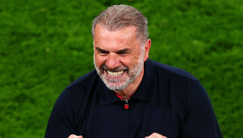 Tottenham despidió a su técnico 16 días después de ser campeones de la UEFA Europa League ante el Manchester United.