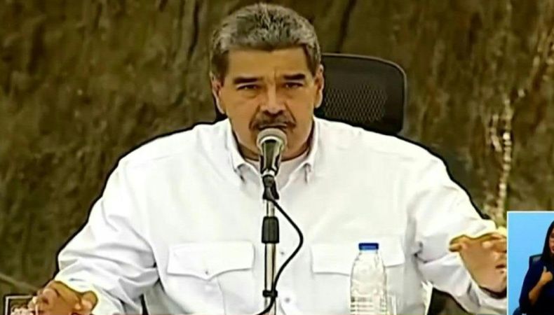 Las declaraciones de Maduro a Trump surgen después de la restricción estadounidense a ciudadanos de siete países, incluidos los venezolanos.