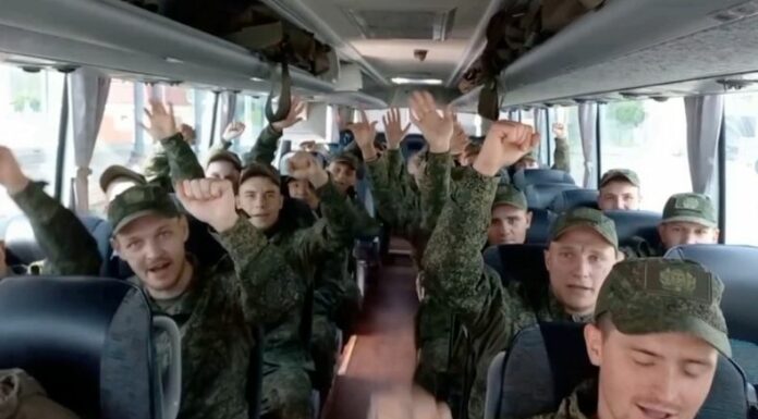 Ucrania y Rusia iniciaron un nuevo intercambio de prisioneros de guerra, tras alcanzar un acuerdo en la segunda ronda de conversaciones en Estambul.