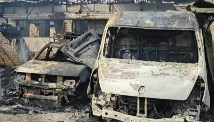 Rusia lanza ataques masivos en Kiev y Odesa Rusia bombardeó masivamente Kiev y Odesa con drones, causando tres muertos y varios heridos, según autoridades ucranianas.