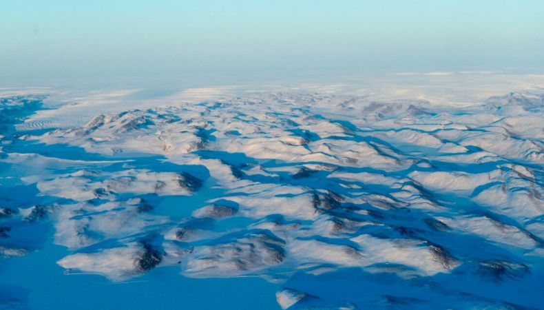 En una semana, Groenlandia perdió hielo 17 veces más rápido de lo normal a causa de una ola de calor registrada del 15 al 21 de mayo.