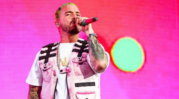 J Balvin será la estrella del espectáculo de medio tiempo durante la final de la Copa Mundial de Clubes 2025, que se celebrará el 13 de julio en el MetLife Stadium de New Jersey.
