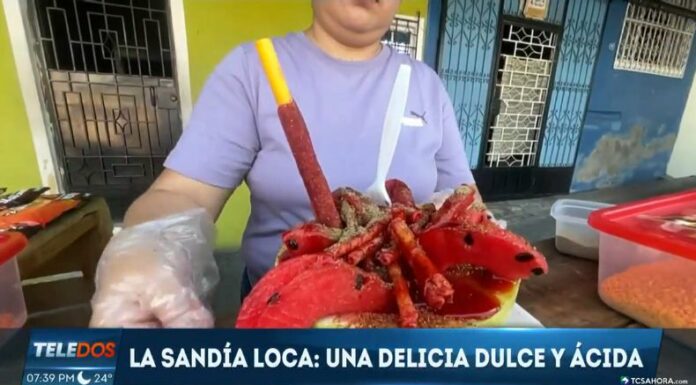 La “Sandía Loca” es un postre que cautiva incluso a los paladares más exigentes gracias a su exquisita mezcla de sabores.