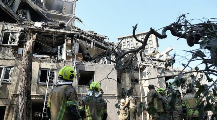 Israel lanzó un «ataque preventivo» contra Irán la madrugada del viernes dejando decenas de fallecidos y más de 300 heridos, cifra que podría incrementar.