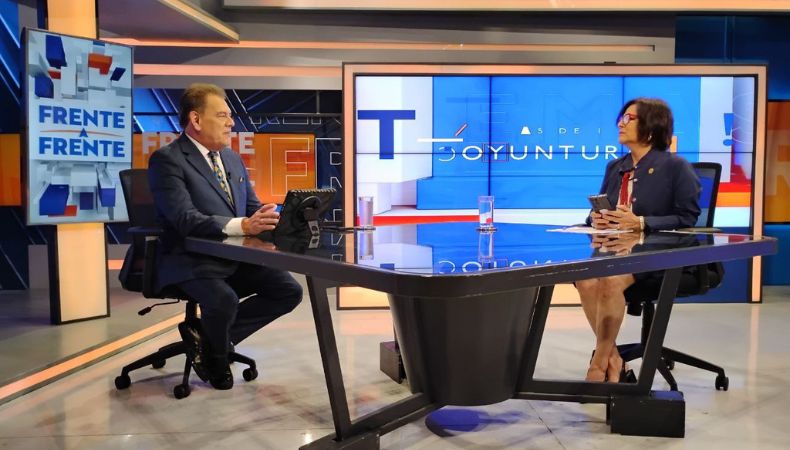 Presidenta de la COEXPORT dijo que, en reunión con el presidente Nayib Bukele, plantearon cuatro temas prioritarios de atención inmediata.