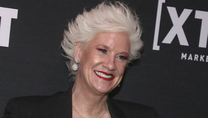 Autoridades investigan la repentina muerte de la chef Anne Burrell en Nueva York Anne Burrell, estrella de programas culinarios