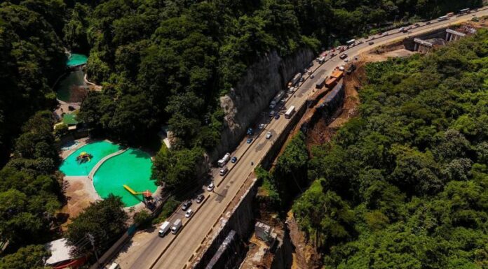 El ministro de Obras Públicas, Romeo Rodríguez, anunció que junto a la ampliación vial y el viaducto en Los Chorros se renovará el balneario de la zona.