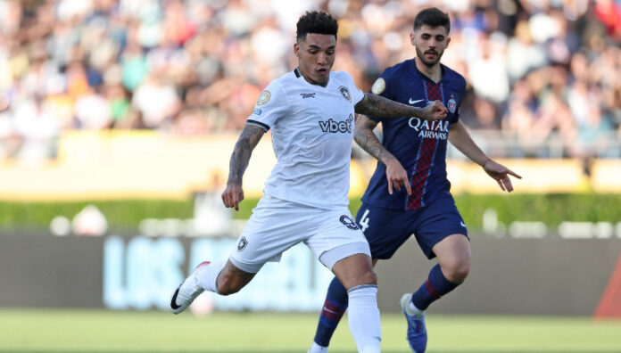 Botafogo venció por la mínima al PSG en la segunda fecha de la fase de grupos de la Copa Mundial de Clubes.