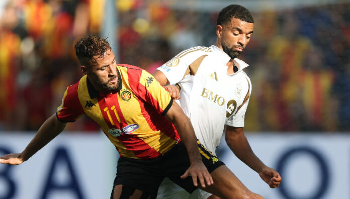 Esperance Tunis derrota y elimina a Los Angeles FC El Esperance Tunis derrotó por la mínima al equipo estadounidense y sueña con la clasificación a octavos de final.