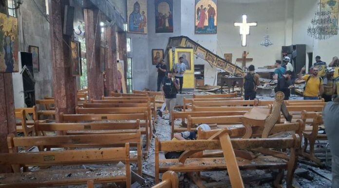 Un ataque suicida perpetrado por un miembro del Estado Islámico contra la iglesia de Mar Elías en Siria, dejó al menos 20 fallecidos.