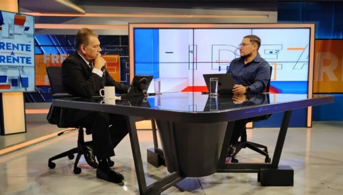 De 6 a 7 semanas durarán trabajos de ANDA en calle a Huizúcar ANDA instalará 660 metros de nueva tubería. Este tramo es parte del proyecto de modernización de tuberías en Reparto Los Héroes.