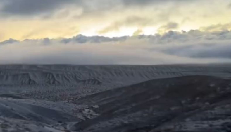 El desierto de Atacama se considera como el más seco del mundo, ya que en la mayor parte del tiempo no suelen presentarse lluvias.