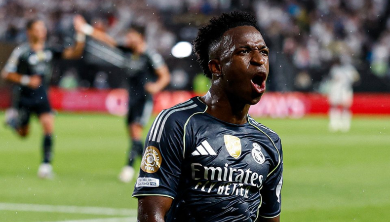 Vinícius Junior brilló en la goleada y clasificación del Real Madrid a los octavos de final del Mundial de Clubes.