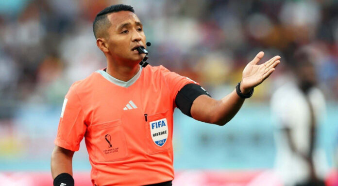 Iván Barton dirigió su segundo partido en los octavos de final del Mundial de Clubes de la FIFA entre italianos y brasileños.