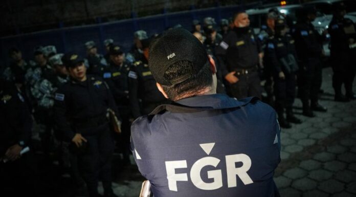 La Fiscalía informó sobre la detención de 30 personas a quienes se les acusa por diferentes delitos.