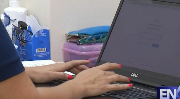 Según CAMARASAL, más de 2,000 empresas que están agremiadas, el 30% son lideradas por mujeres salvadoreñas.