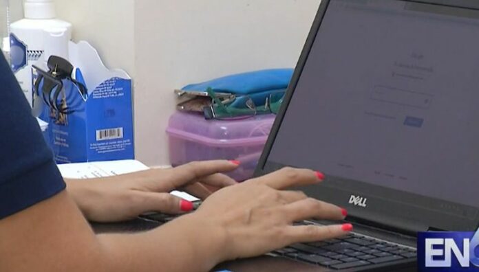 Empresas salvadoreñas lideradas por mujeres aumentaron un 6% Según CAMARASAL, más de 2,000 empresas que están agremiadas, el 30% son lideradas por mujeres salvadoreñas.