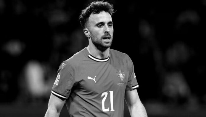 Diogo Jota, delantero del Liverpool y Portugal Diogo Jota fue campeón de la Premier League Inglesa con el Liverpool y la UEFA Nations League 2024-25 con la selección de Portugal.