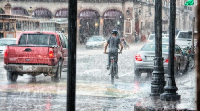 El acercamiento de una onda tropical generará lluvias y tormentas en el país este día, según el pronóstico compartido por el MARN.
