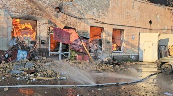 El nuevo bombardeo de Rusia contra Ucrania ocurrió horas después de una llamada entre Vladimir Putin y Donald Trump.