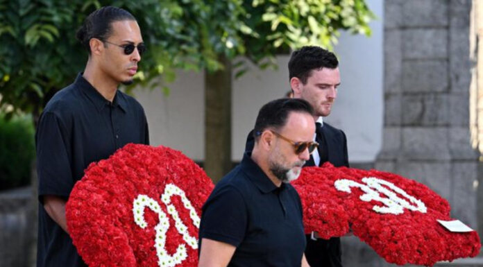 Los jugadores del Liverpool y compañeros de la selección de Portugal asistieron al funeral de Diogo Jota y su hermano.