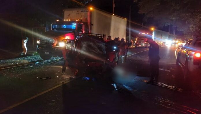 Dos fallecidos y dos menores lesionados tras accidente en la carretera Litoral Entre el 1 de enero y el 7 de julio del 2025 se han registrado 10,726 accidentes de tránsito a escala nacional, según ONASEVI.