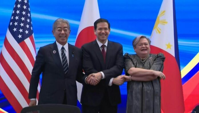 Rubio promete a Asia mejores aranceles respecto a otros países La visita de Marco Rubio, es la primera que realiza al continente de Asia desde que asumió el cargo como secretario de Estado de EE. UU.