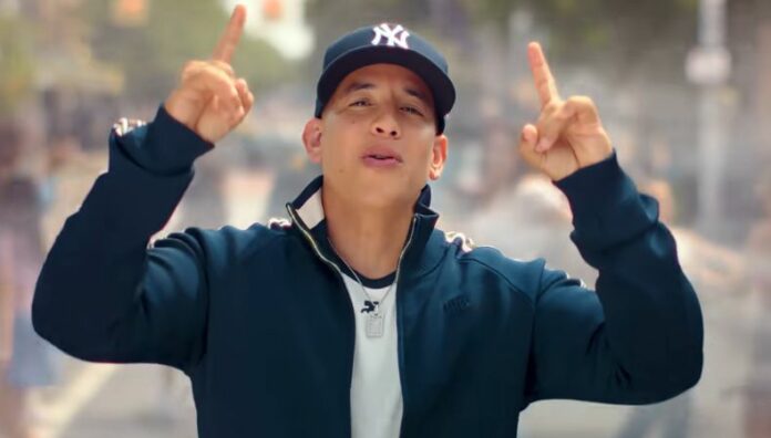 Daddy Yankee lanza Sonríele con un mensaje de fe El artista puertorriqueño estrena su nuevo sencillo