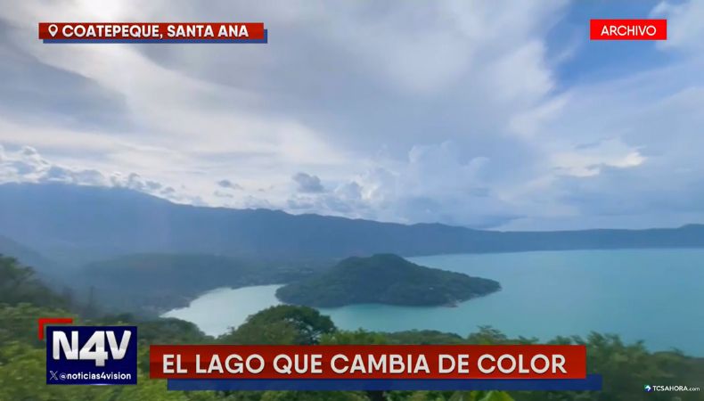 Tras recuperar su color habitual, el lago de Coatepeque continúa siendo uno de los destinos preferidos de los salvadoreños.
