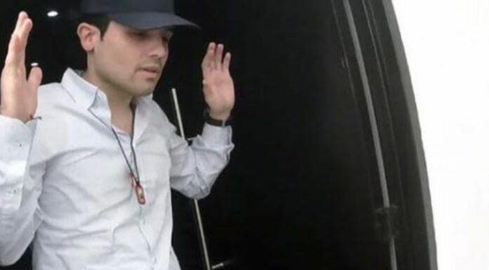 Ovidio Guzmán, está acusado de conspirar en empresa criminal continuada, importar y distribuir fentanilo y usar armas de fuego.