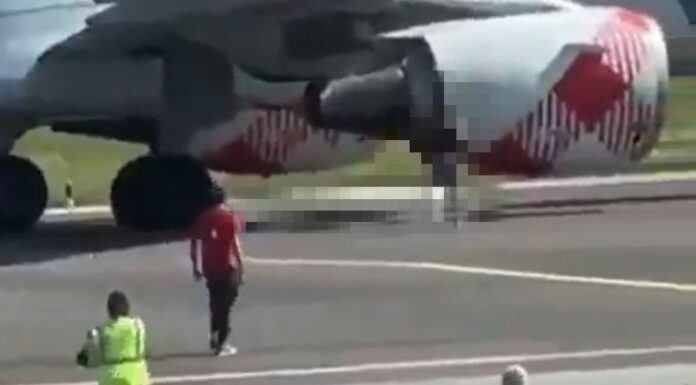 El hombre que se lanzó al motor de un avión, no era pasajero ni formaba parte del personal del aeropuerto.