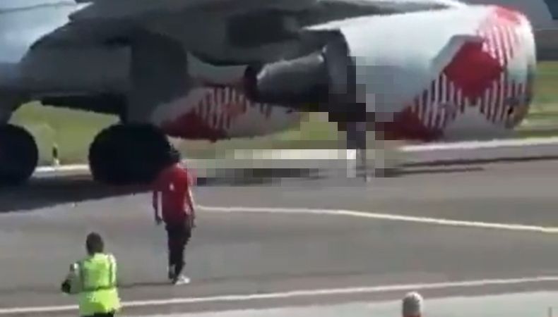 El hombre que se lanzó al motor de un avión, no era pasajero ni formaba parte del personal del aeropuerto.