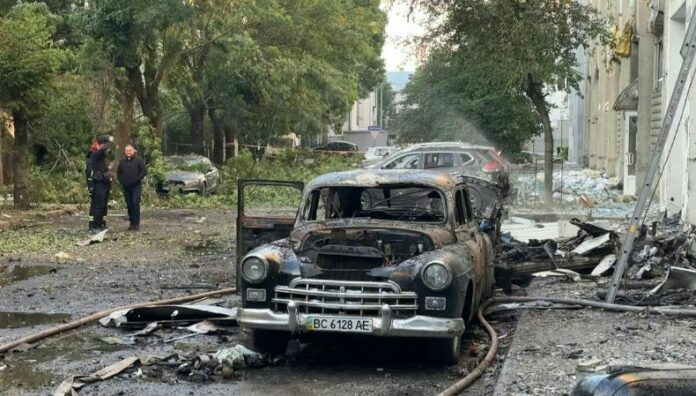 Rusia lanza más de 620 drones y misiles contra Ucrania: al menos 4 muertos Rusia intensificó su ofensiva con el lanzamiento de más de 620 drones y misiles sobre Ucrania, dejando al menos cuatro muertos y varios heridos.