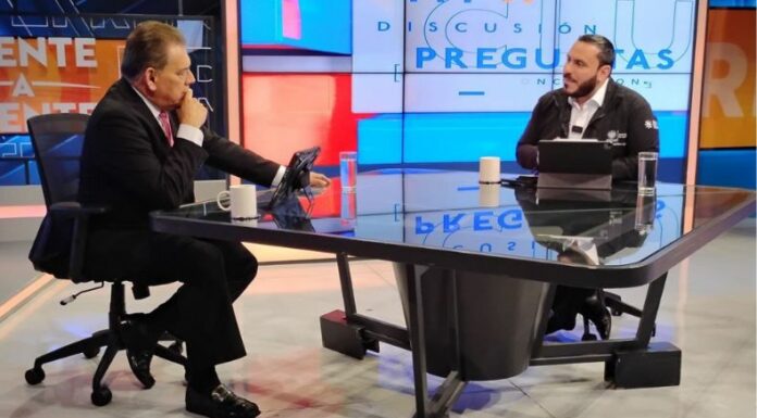 Ministro dijo que buscan que Sistema Integrado de Salud (SIS) pueda subir estándar de calidad, pero en ningún momento fusionar MINSAL-ISSS.