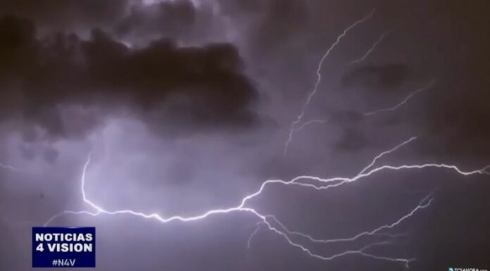 Con la llegada de la época lluviosa, es importante seguir ciertas recomendaciones para protegerse de los rayos durante una tormenta.