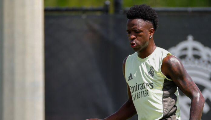 Vinicius estaría pensando en salir del Real Madrid Vinicius Junior habría hecho una petición que rompió las negociaciones de renovación con Florentino Pérez.
